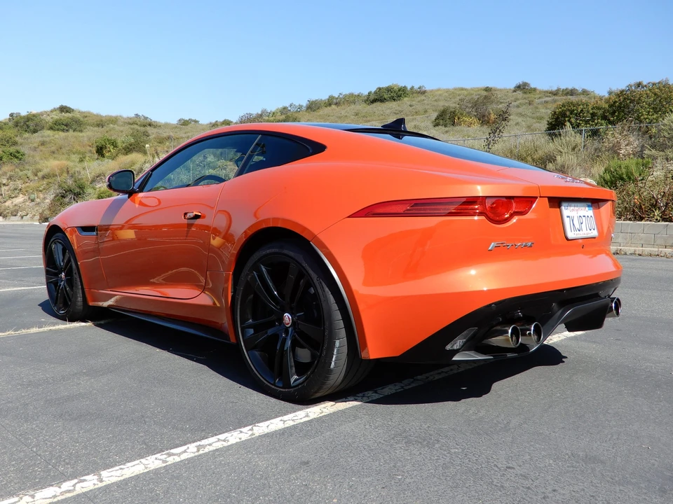 2015 Jaguar F-Type R 1st Gen - Image 11 of 31