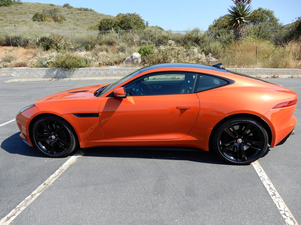2015 Jaguar F-Type R 1st Gen - Image 8 of 31