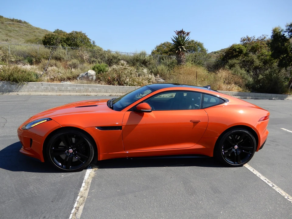 2015 Jaguar F-Type R 1st Gen - Image 6 of 31