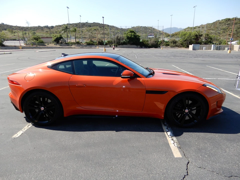 2015 Jaguar F-Type R 1st Gen - Image 29 of 31