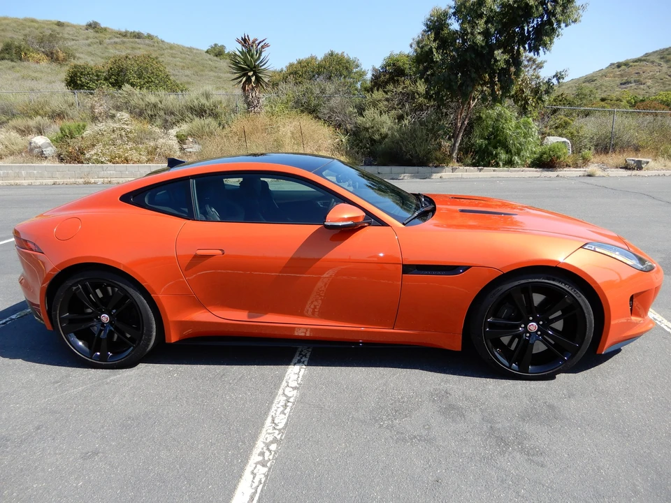 2015 Jaguar F-Type R 1st Gen - Image 30 of 31