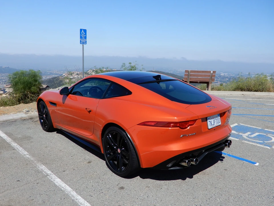 2015 Jaguar F-Type R 1st Gen - Image 12 of 31