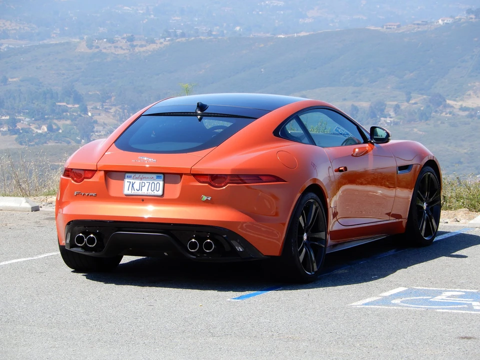 2015 Jaguar F-Type R 1st Gen - Image 23 of 31