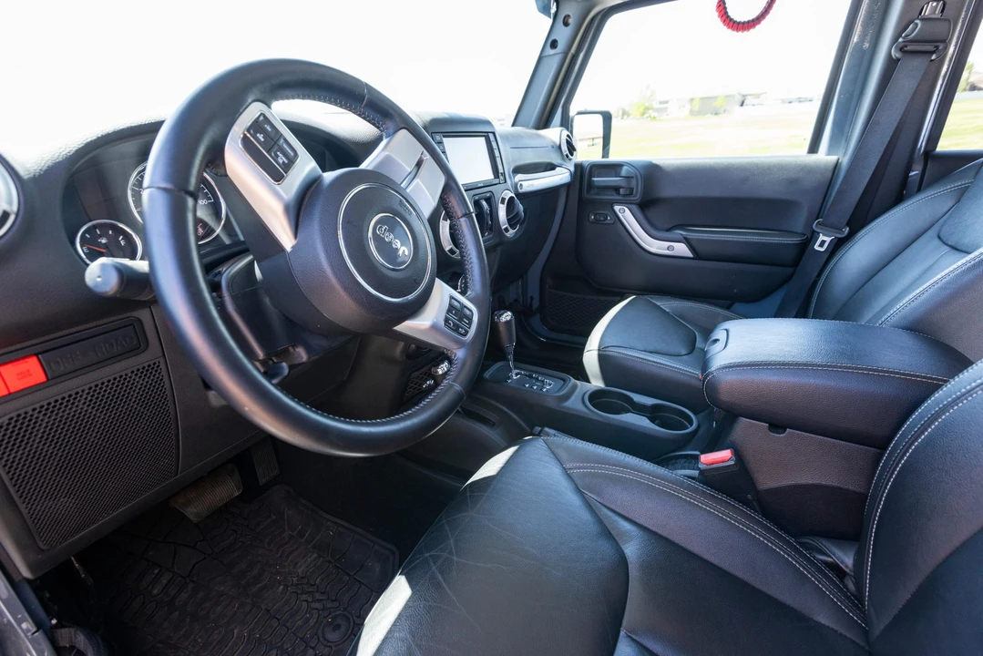 2015 Jeep JK Wrangler - Image 25 of 31