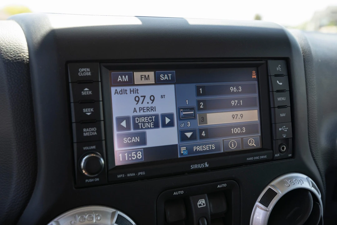 2015 Jeep JK Wrangler - Image 30 of 31