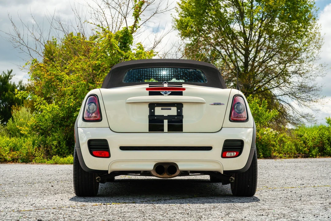 2015 Mini Coupe & Roadster - Image 15 of 31