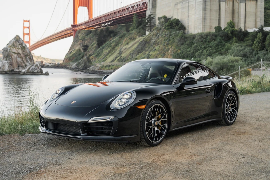 2015 Porsche 991 Turbo S - Image 2 of 31