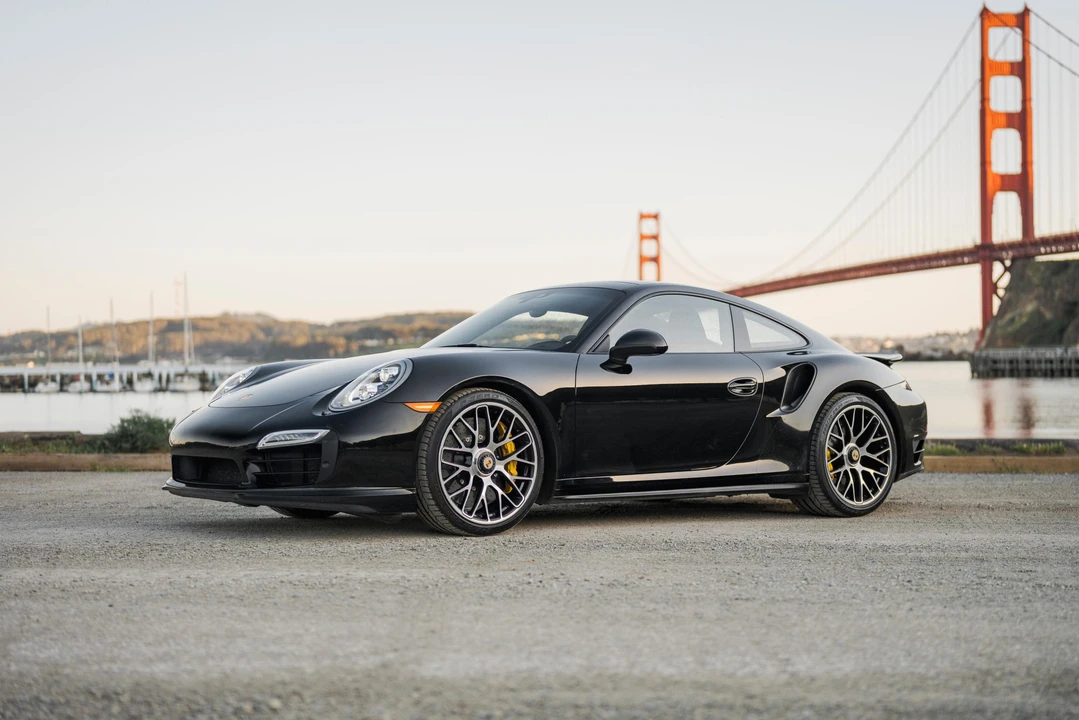 2015 Porsche 991 Turbo S - Image 9 of 31