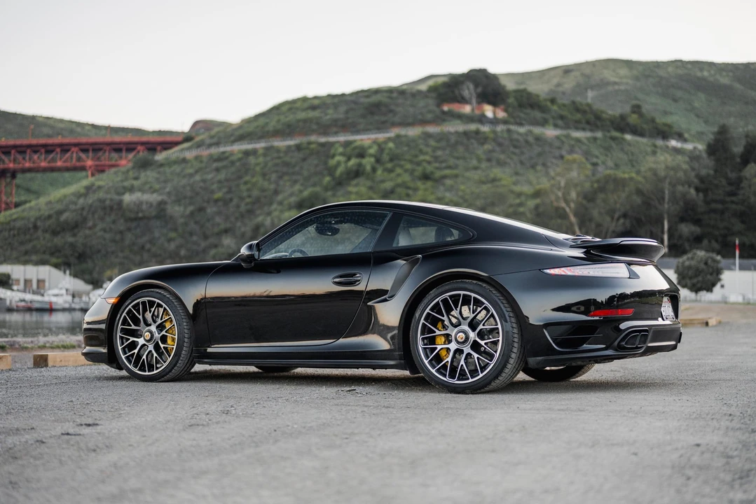 2015 Porsche 991 Turbo S - Image 12 of 31