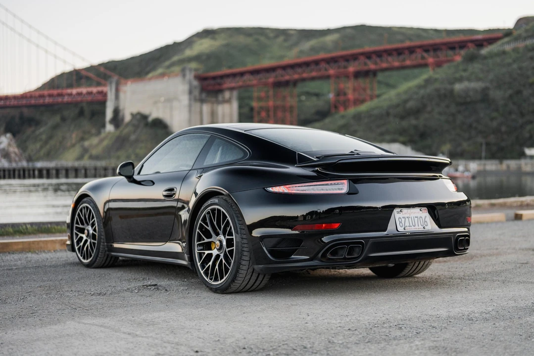 2015 Porsche 991 Turbo S - Image 14 of 31