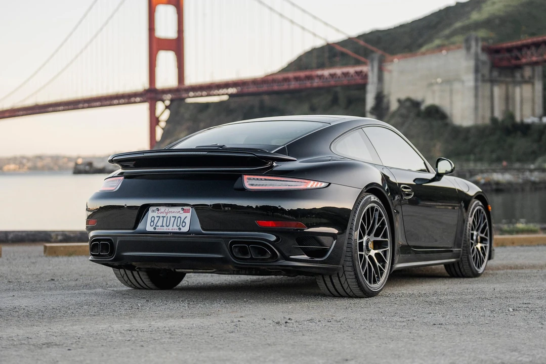 2015 Porsche 991 Turbo S - Image 21 of 31