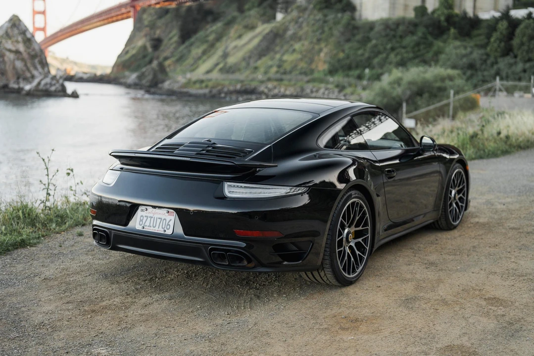 2015 Porsche 991 Turbo S - Image 22 of 31