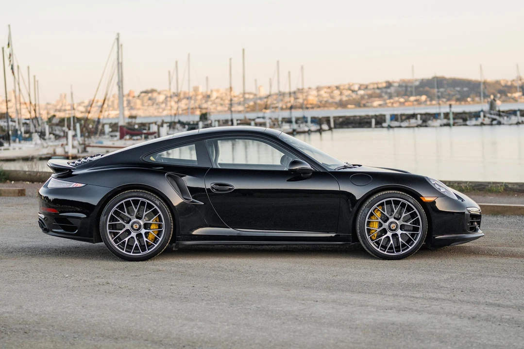 2015 Porsche 991 Turbo S - Image 27 of 31
