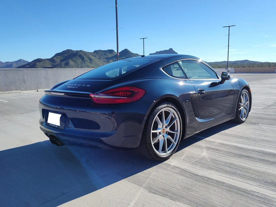 2015 Porsche 981 Cayman S - Image 26 of 31