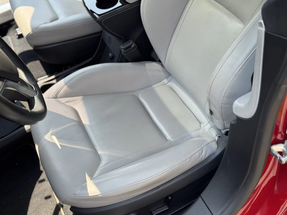 2015 Tesla Model S - Image 20 of 31