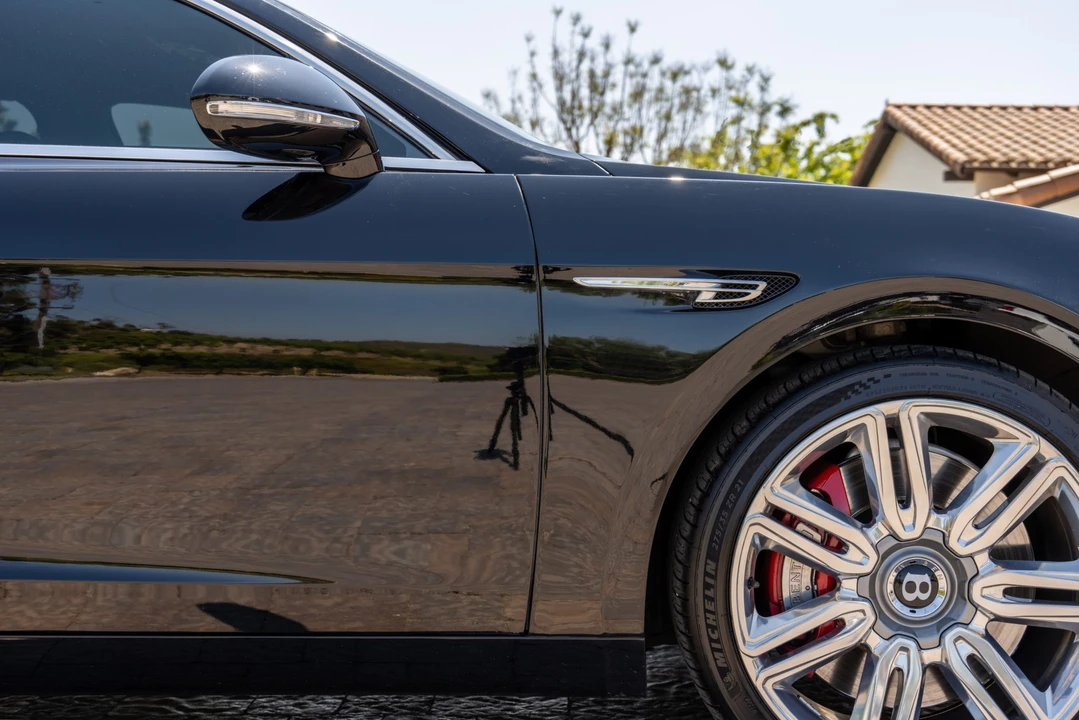 2016 Bentley Continental Flying Spur - Image 18 of 31