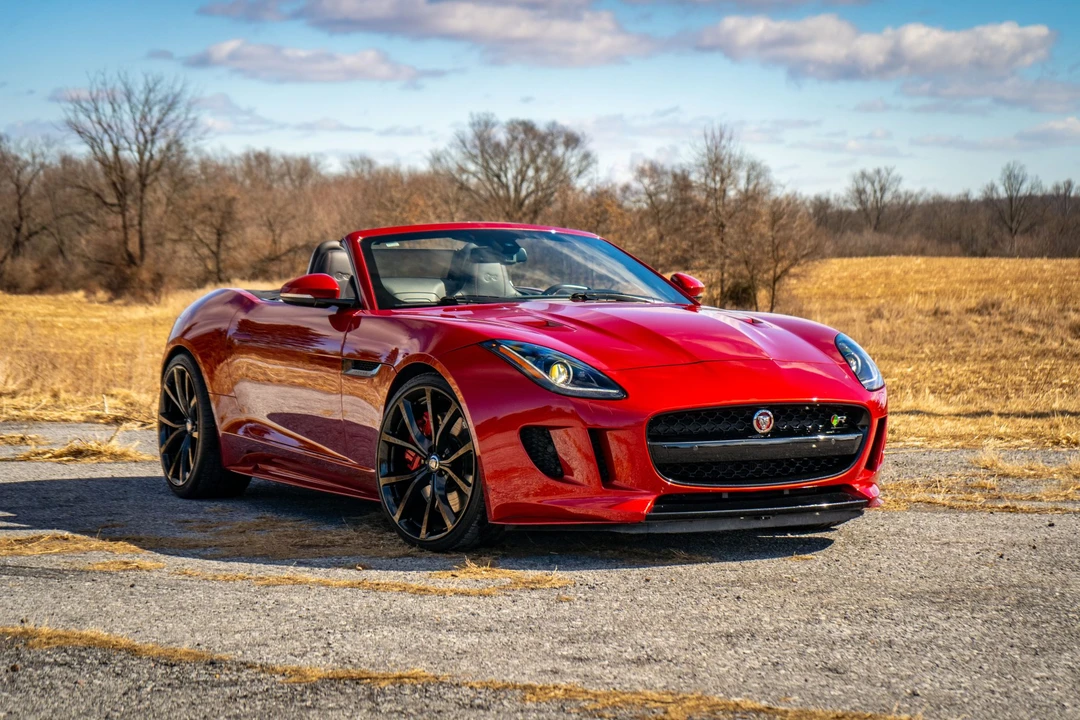 2016 Jaguar F-Type R 1st Gen - Image 16 of 31