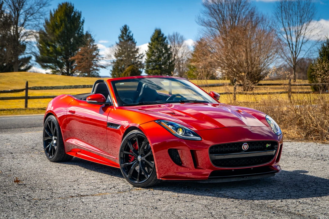 2016 Jaguar F-Type R 1st Gen - Image 13 of 31