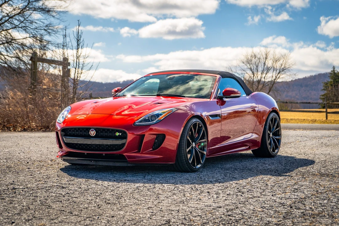 2016 Jaguar F-Type R 1st Gen - Image 27 of 31