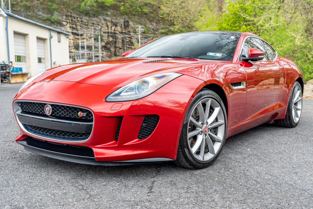 2016 Jaguar F-Type 1st Gen - Image 2 of 31