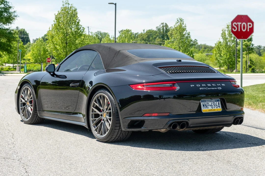2017 Porsche 991 Carrera 4S - Image 16 of 31