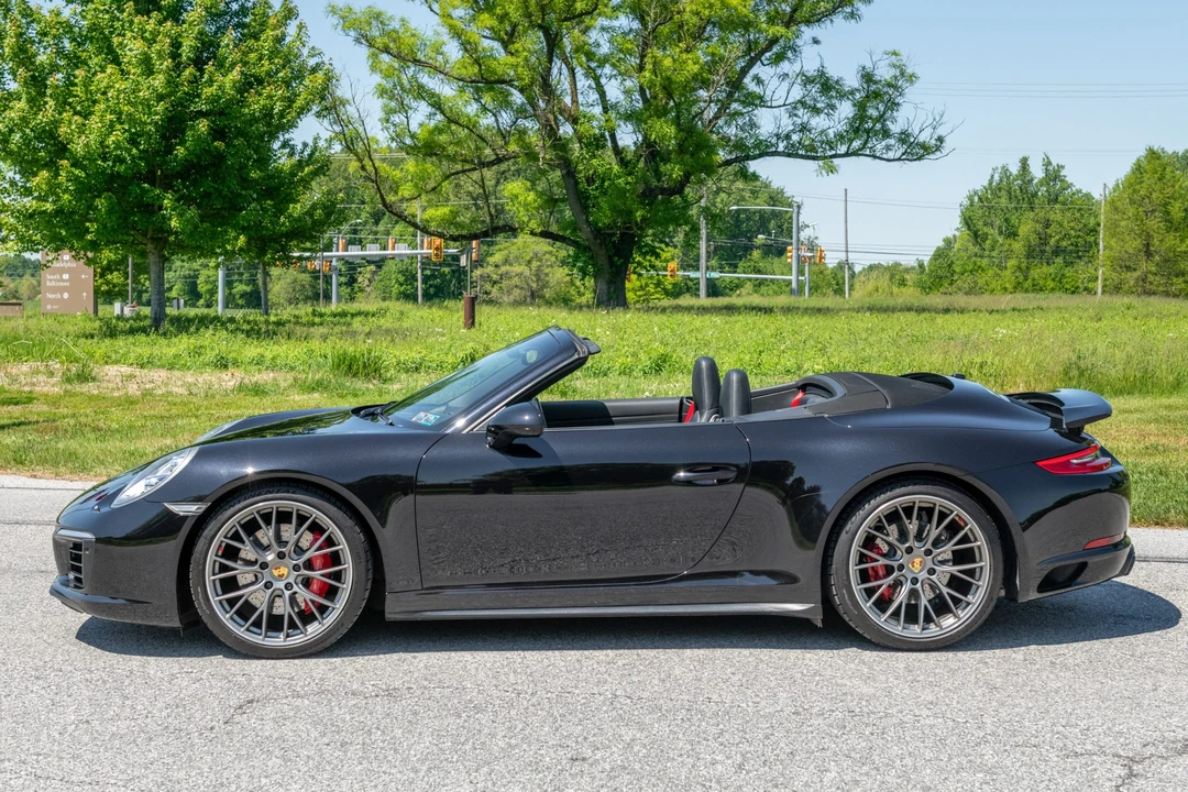 2017 Porsche 991 Carrera 4S - Image 9 of 31
