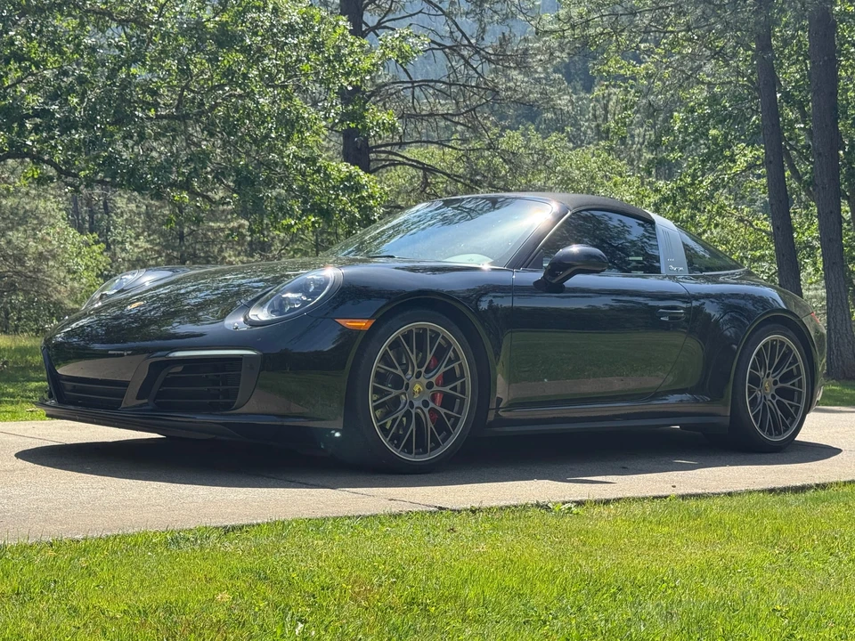 2017 Porsche 991 Targa 4 & 4S - Image 4 of 31