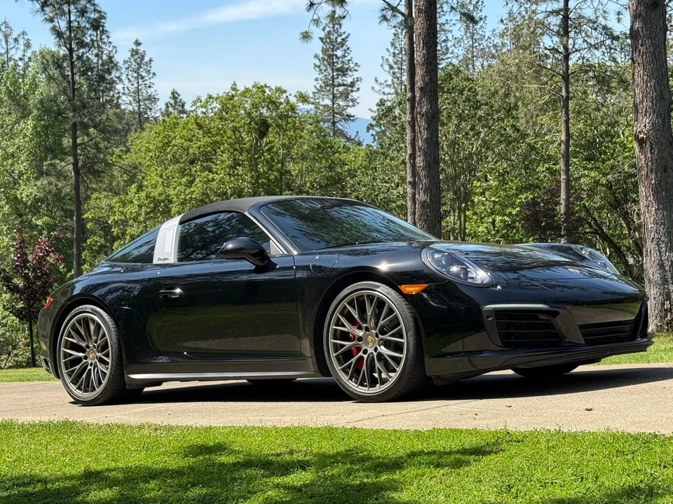 2017 Porsche 991 Targa 4 & 4S - Image 24 of 31