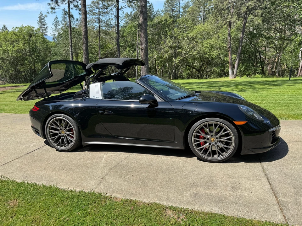 2017 Porsche 991 Targa 4 & 4S - Image 28 of 31
