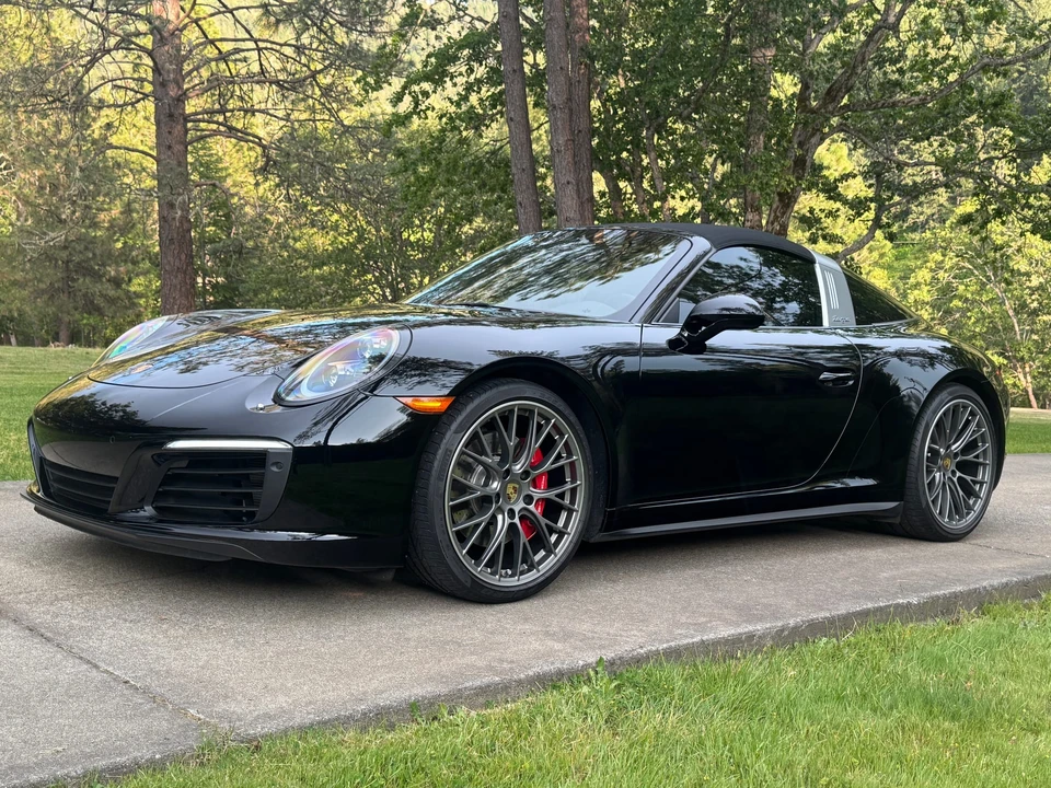 2017 Porsche 991 Targa 4 & 4S - Image 3 of 31