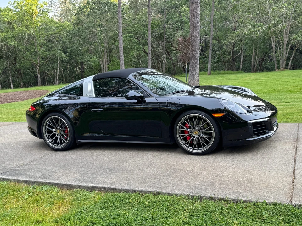2017 Porsche 991 Targa 4 & 4S - Image 31 of 31