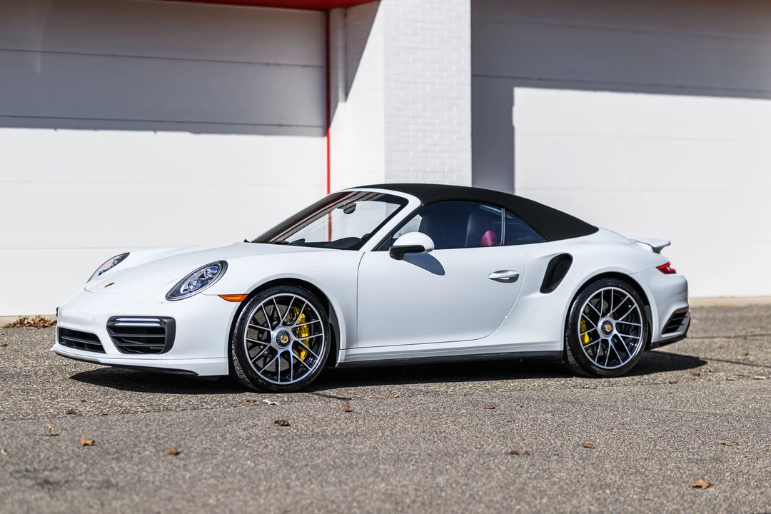 2017 Porsche 991 Turbo - Image 30 of 31