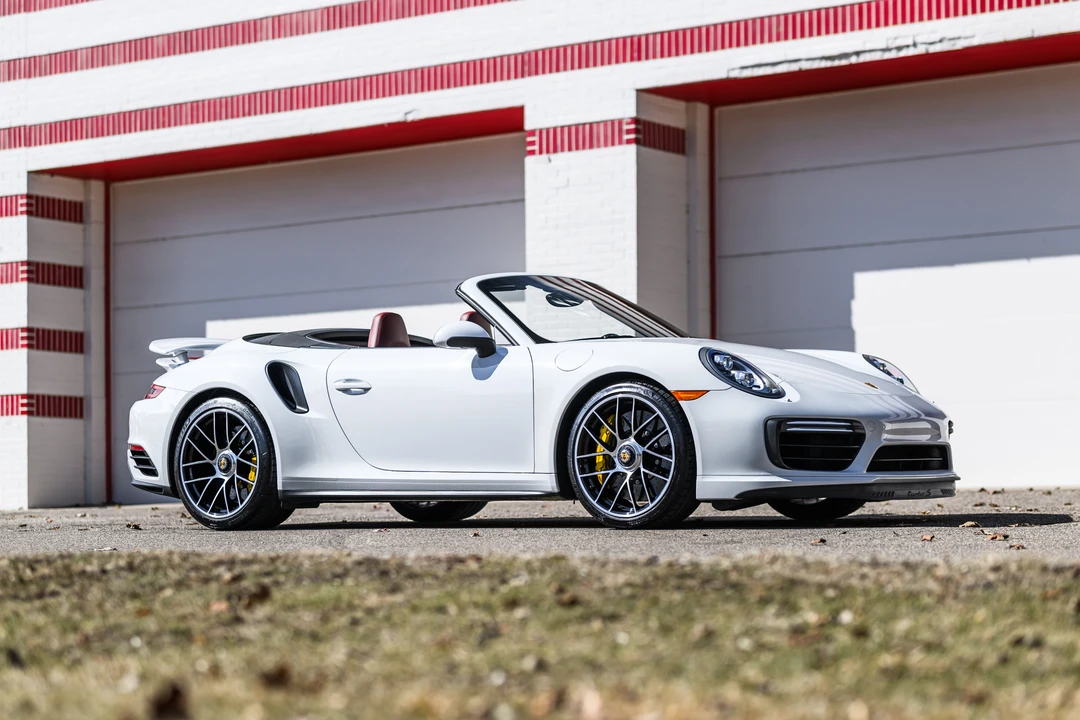 2017 Porsche 991 Turbo - Image 8 of 31
