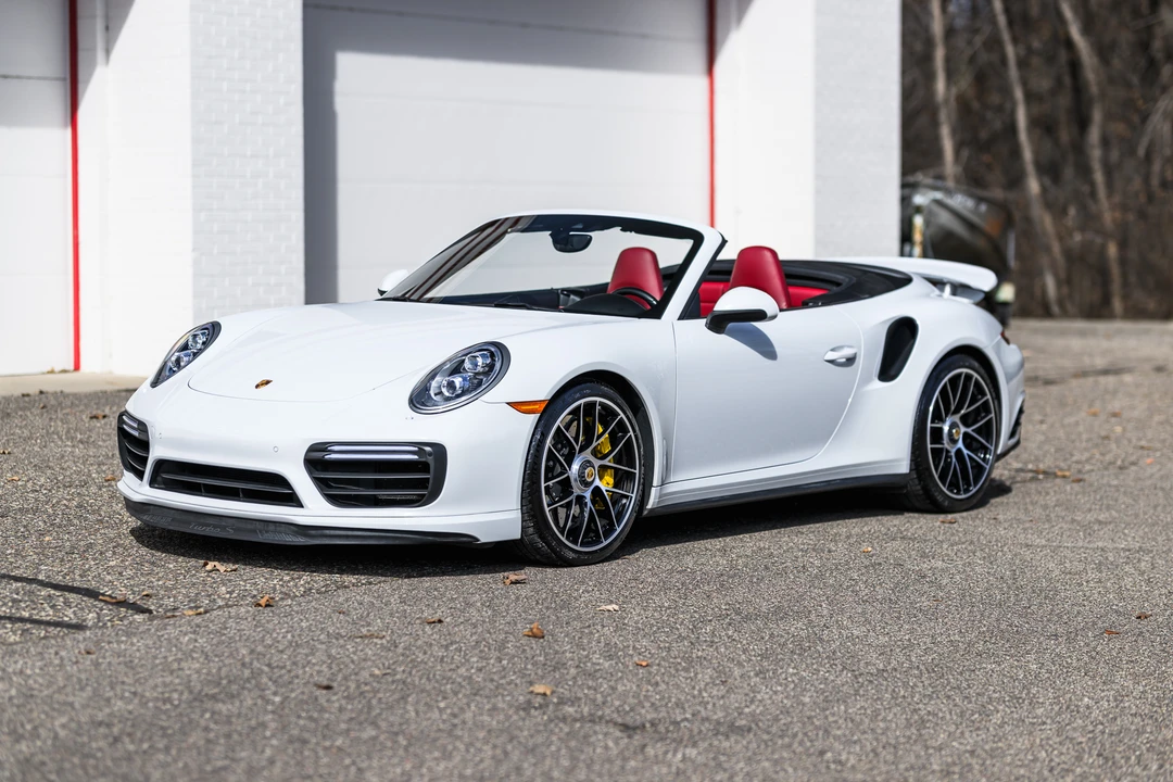 2017 Porsche 991 Turbo - Image 5 of 31
