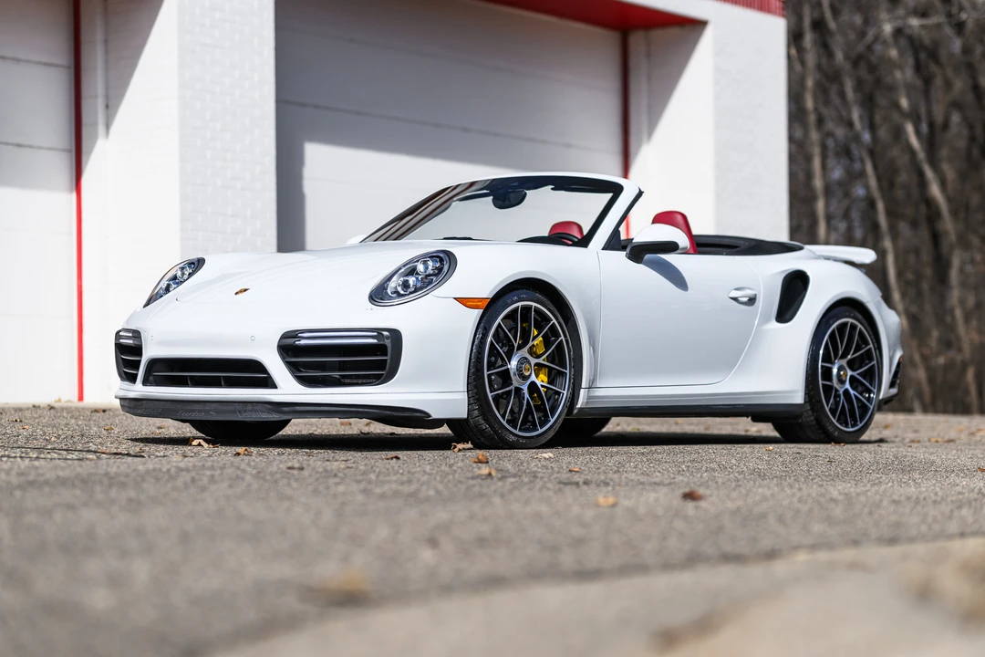 2017 Porsche 991 Turbo - Image 4 of 31