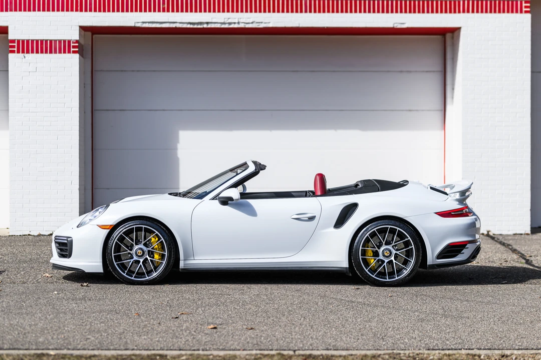 2017 Porsche 991 Turbo - Image 20 of 31