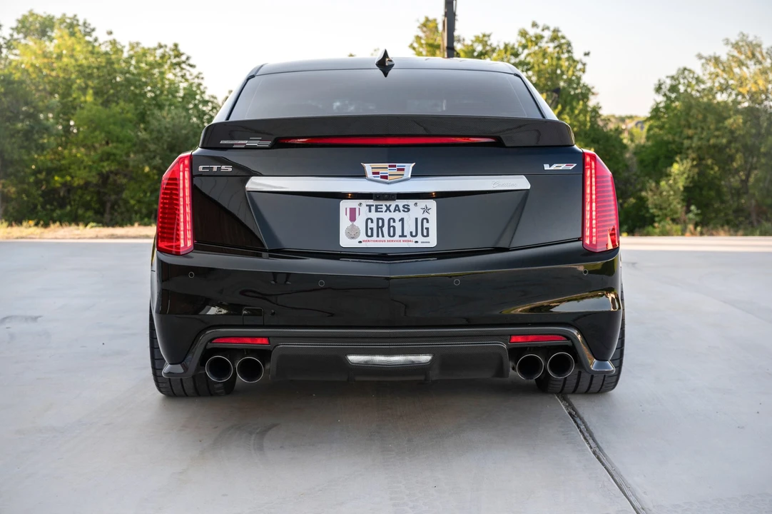 2018 Cadillac CTS-V 3rd Gen - Image 5 of 31