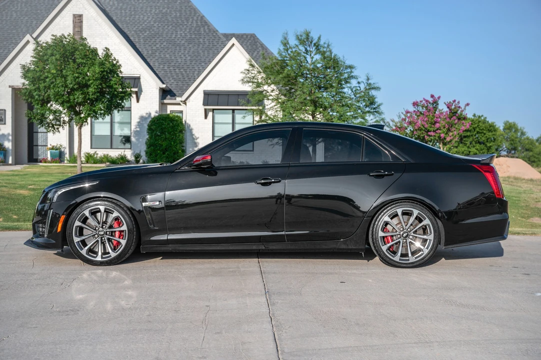 2018 Cadillac CTS-V 3rd Gen - Image 3 of 31