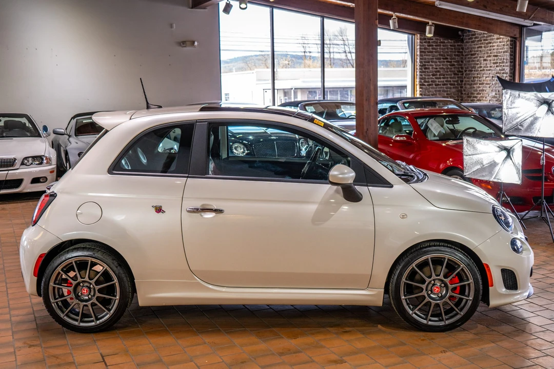 2018 Fiat Abarth 500 - Image 11 of 31