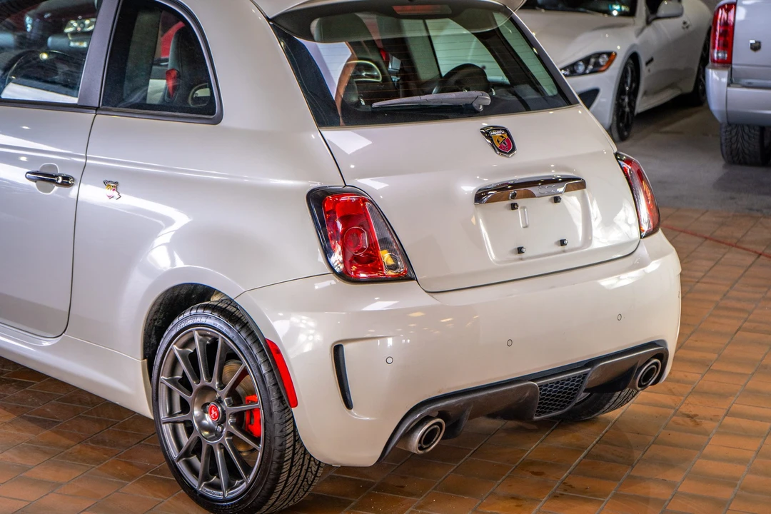2018 Fiat Abarth 500 - Image 22 of 31