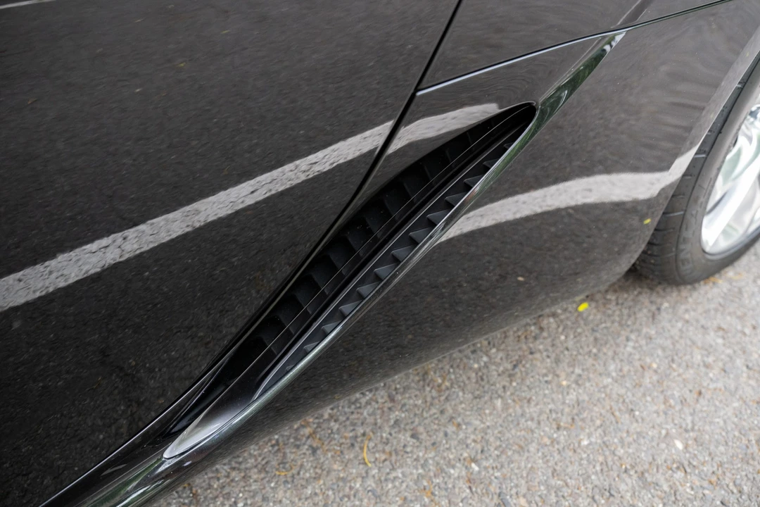 2018 Lexus LC - Image 21 of 31