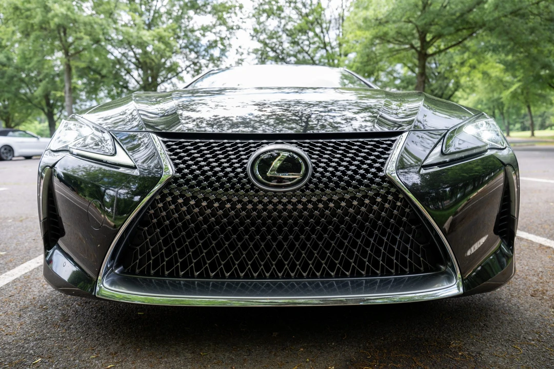 2018 Lexus LC - Image 10 of 31