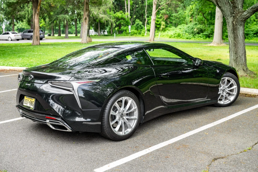 2018 Lexus LC - Image 5 of 31