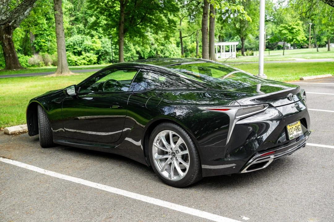 2018 Lexus LC - Image 7 of 31