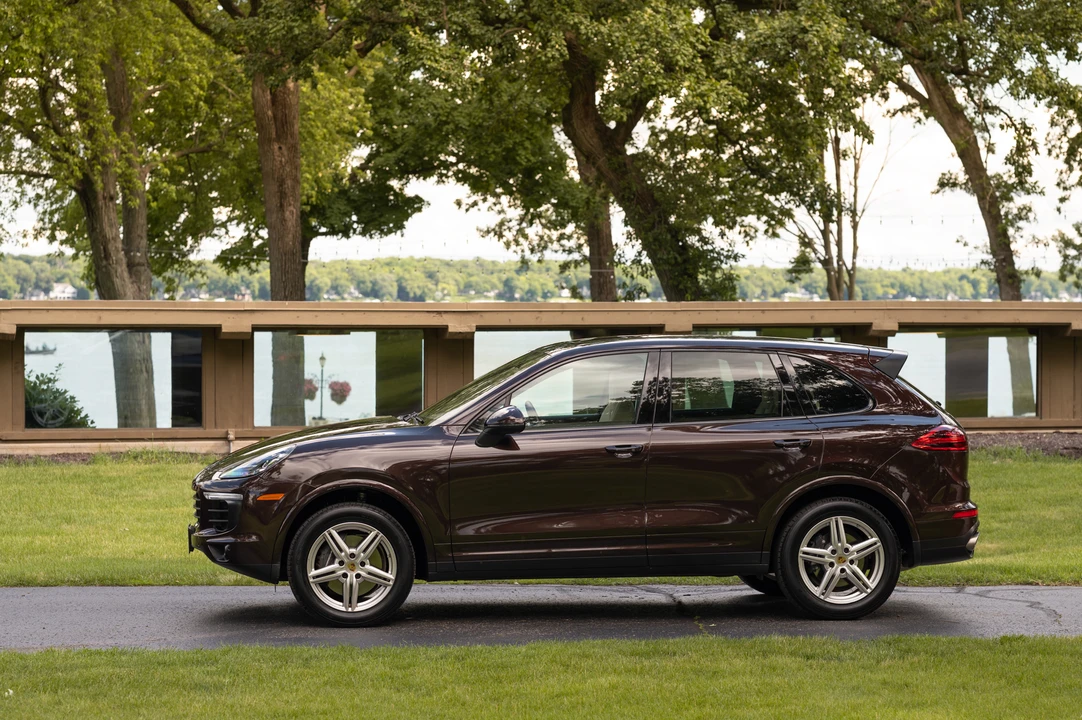 2018 Porsche 958 Cayenne - Image 8 of 31
