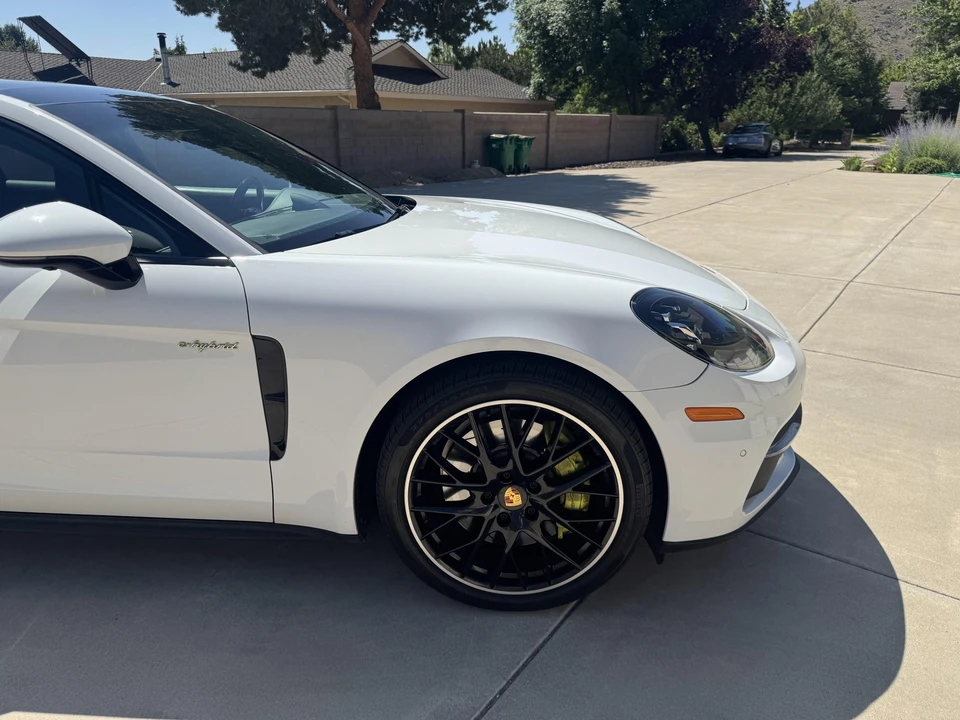 2018 Porsche 971 Panamera - Image 20 of 31