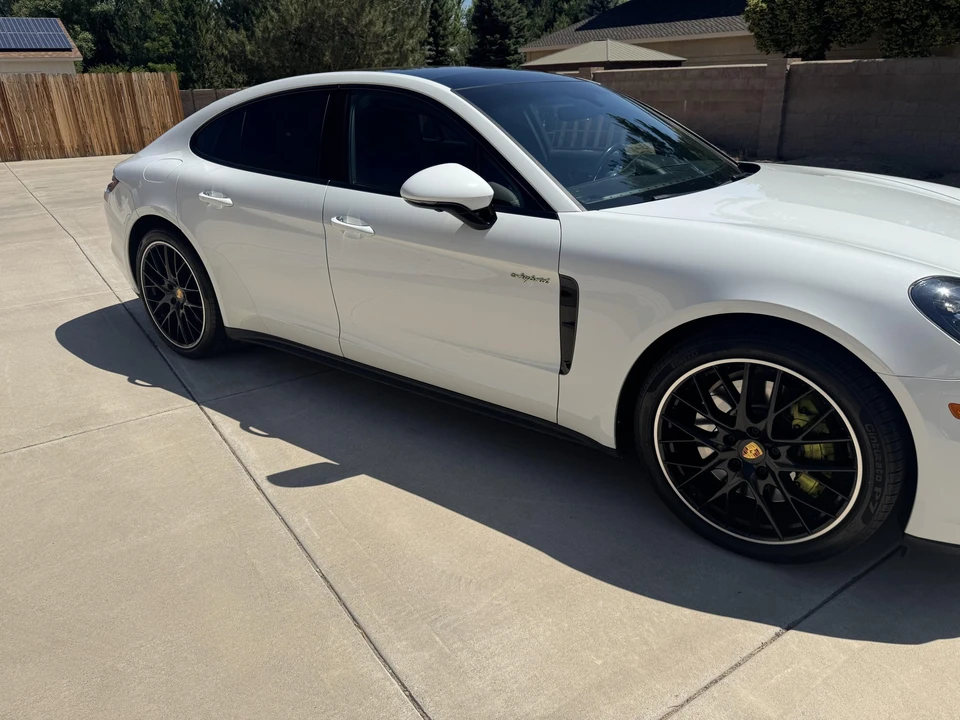 2018 Porsche 971 Panamera - Image 18 of 31