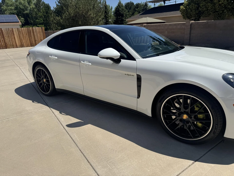2018 Porsche 971 Panamera - Image 19 of 31