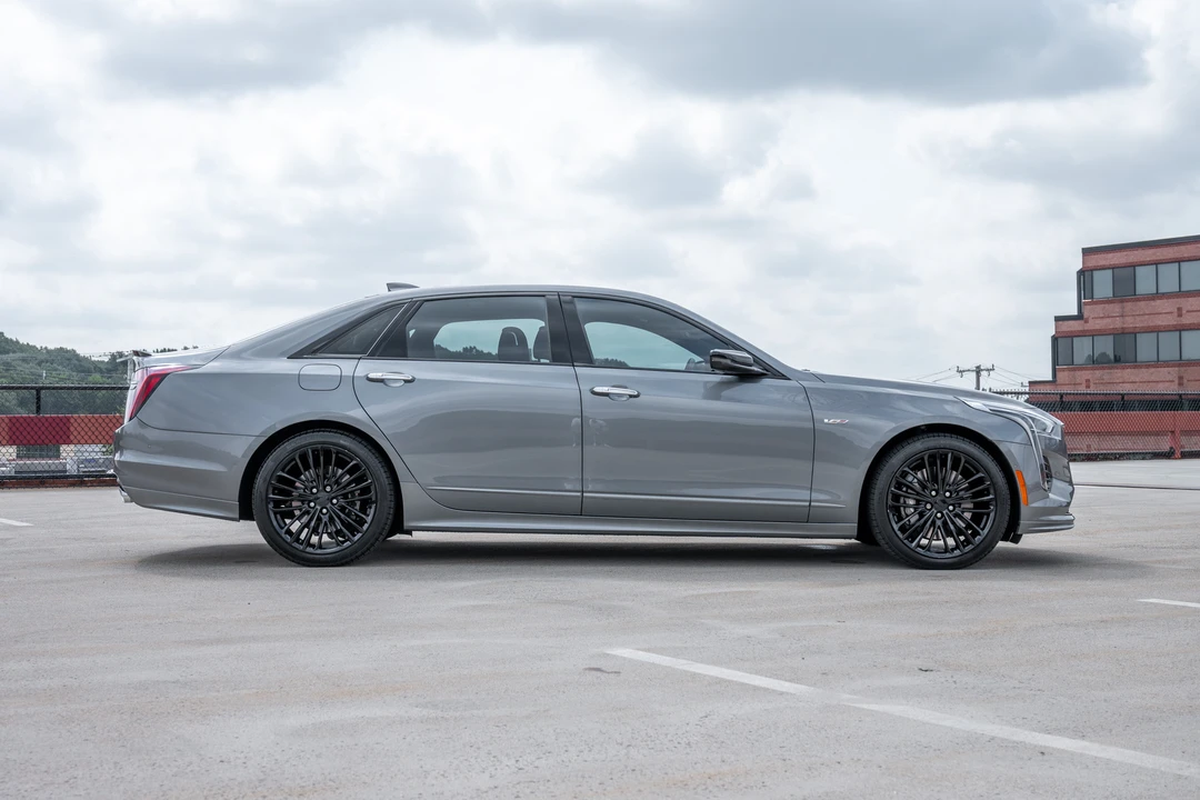 2019 Cadillac CT6-V - Image 17 of 31