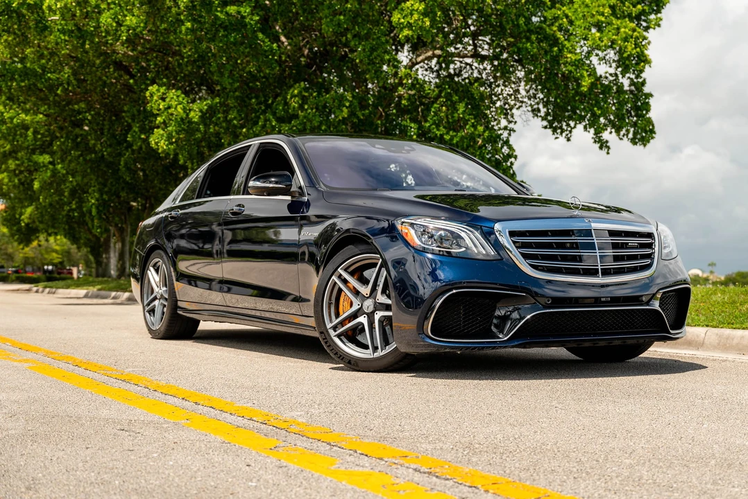 2020 Mercedes-Benz W222 S 63 & S 65 AMG - Image 4 of 31